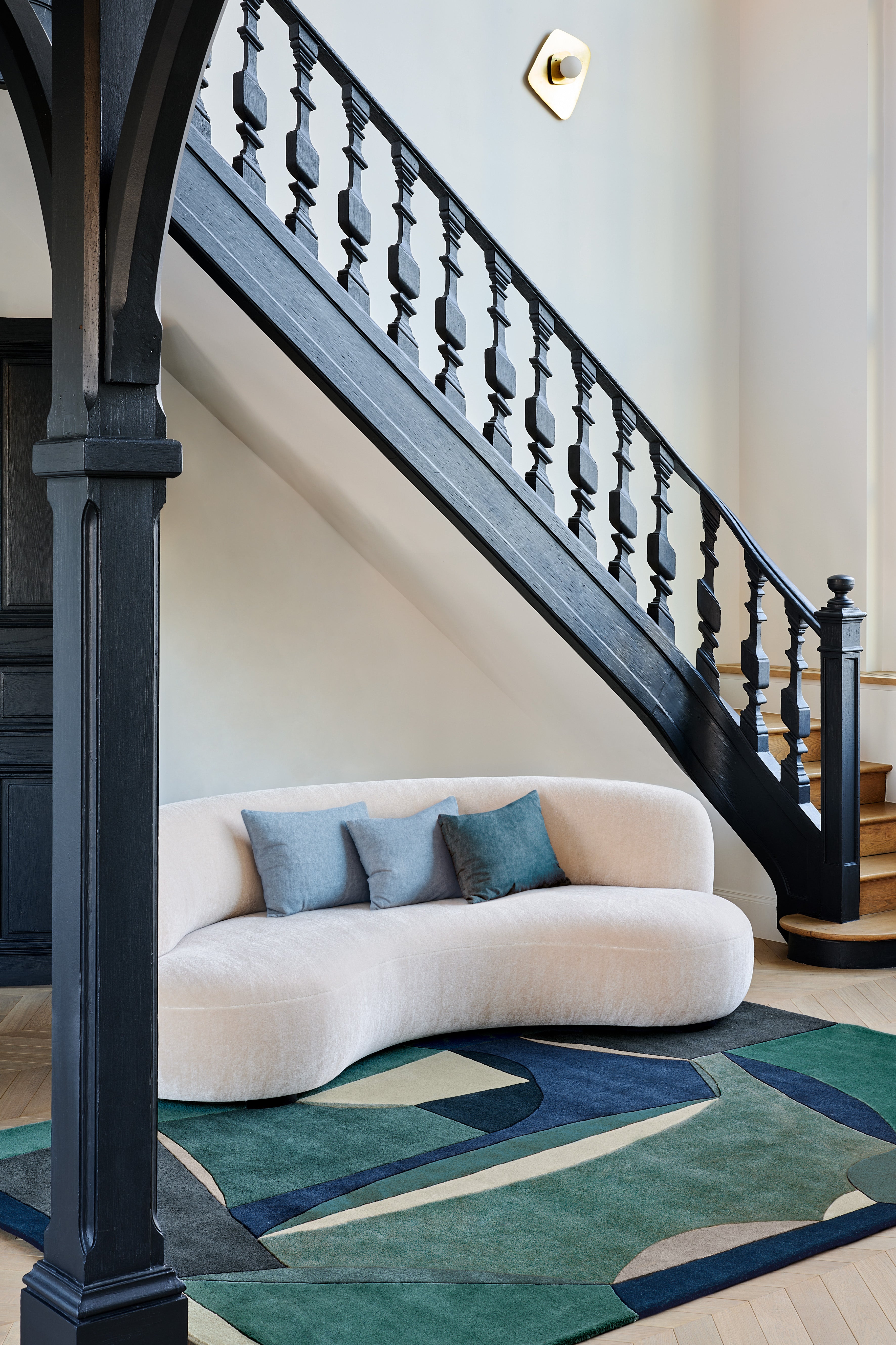 toulemonde-bochart-polia-tapis-bleu-en-laine-tuft-main image 2