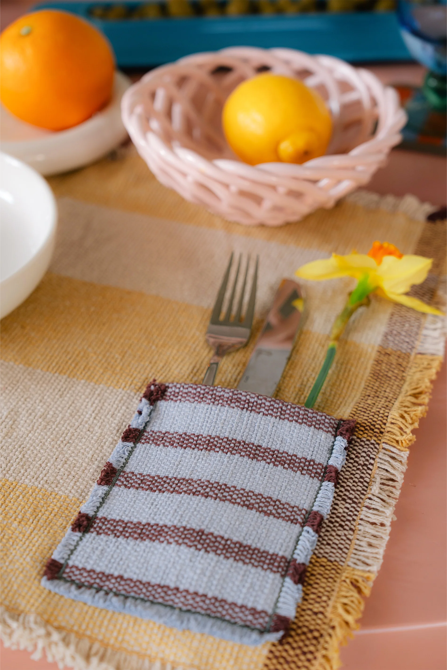 lorena-canals-handloom-honey-lot-de-2-sets-de-table-avec-poche image 5