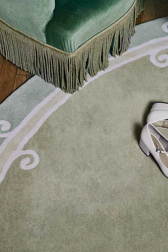 toulemonde-bochart-syracuse-rond-tapis-rond-vert-sauge-tuft-main image 4