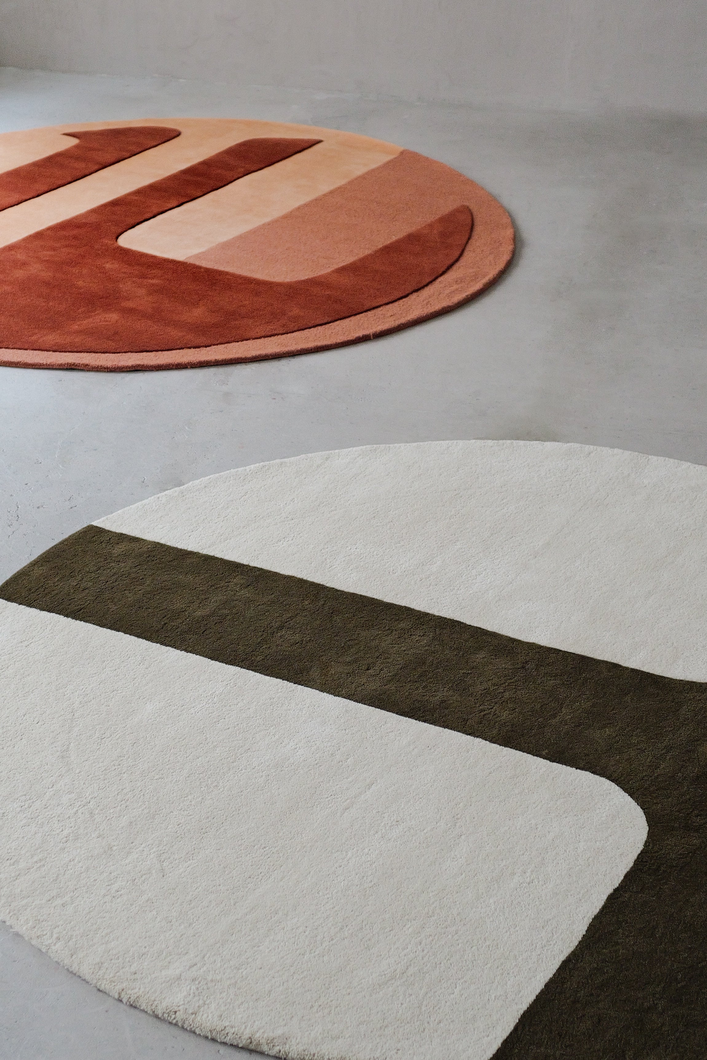 toulemonde-bochart-quiet-naturel-vert-tapis-laine-tuft-main-oda image 3