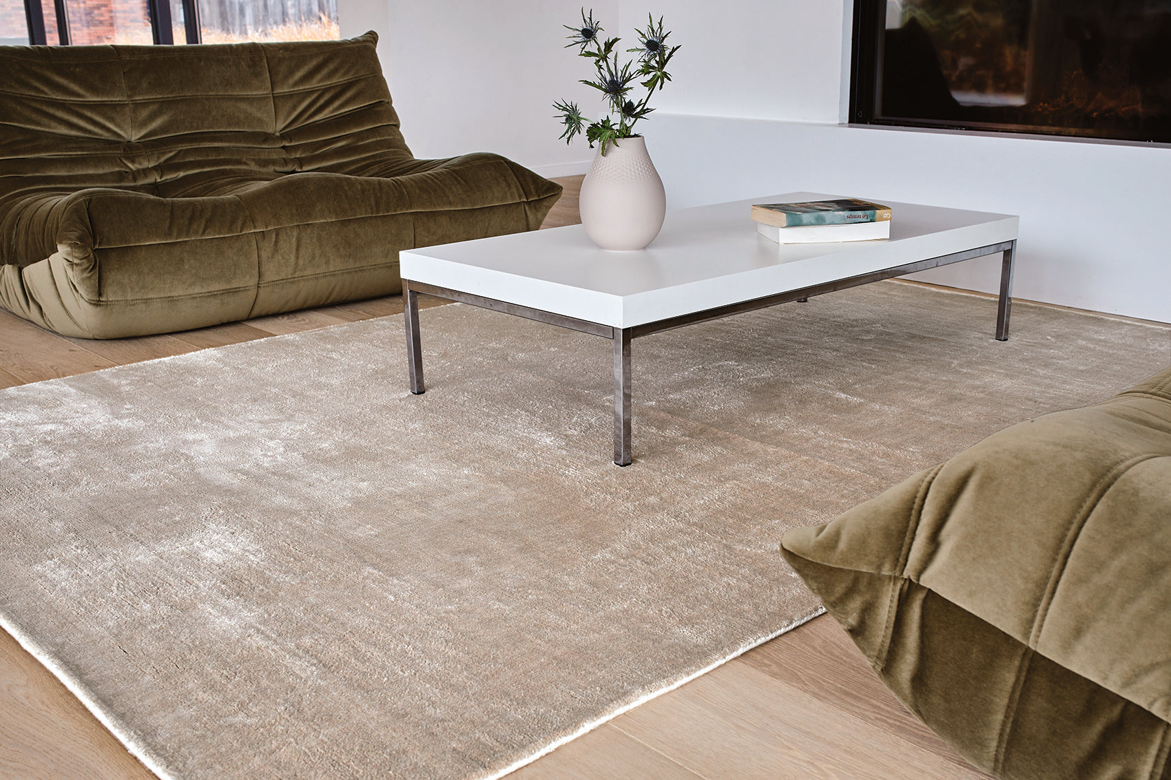 serge-lesage-hampton-cru-cendr-tapis-100-tencel-uni image 1