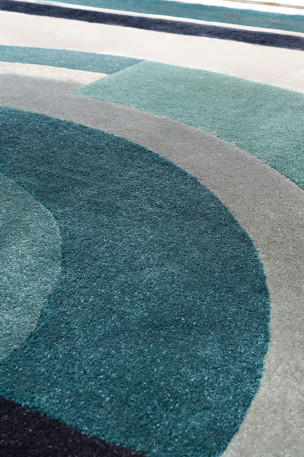 toulemonde-bochart-josep-c-ladon-tapis-outdoor-polyester-recycl-170x240-200x300 image 4