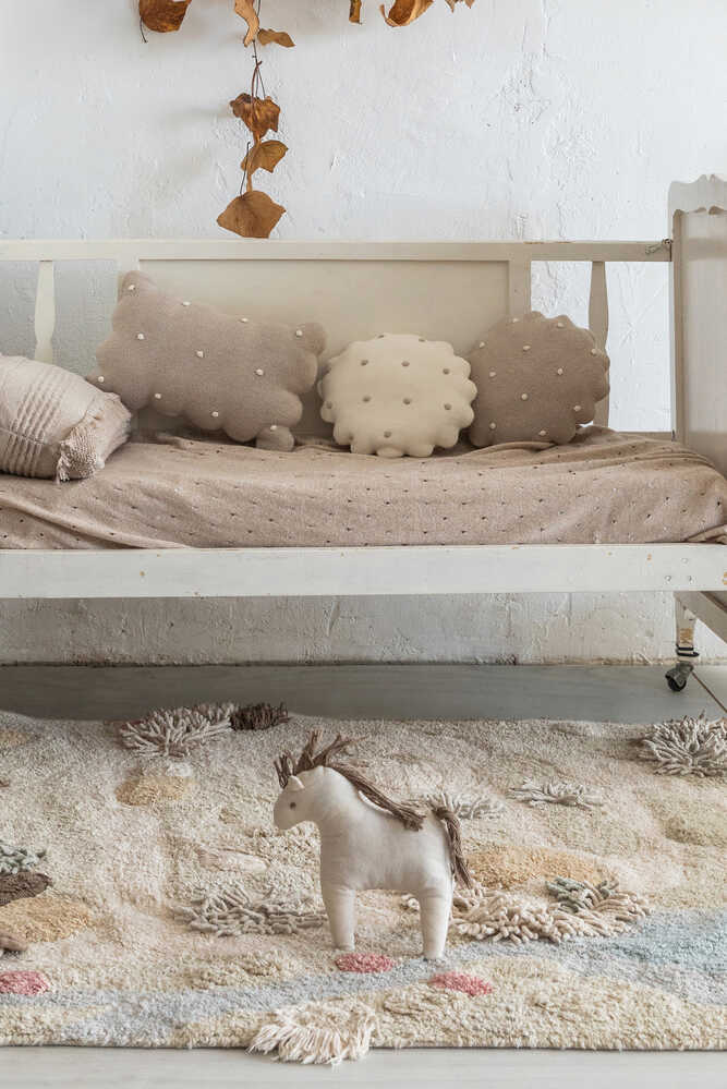 lorena-canals-round-biscuit-ivory-coussin-lavable image 4