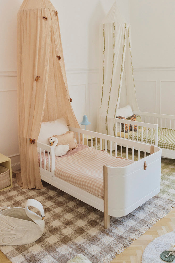 lorena-canals-swan-rose-baldaquin-crepe-pour-enfant image 6