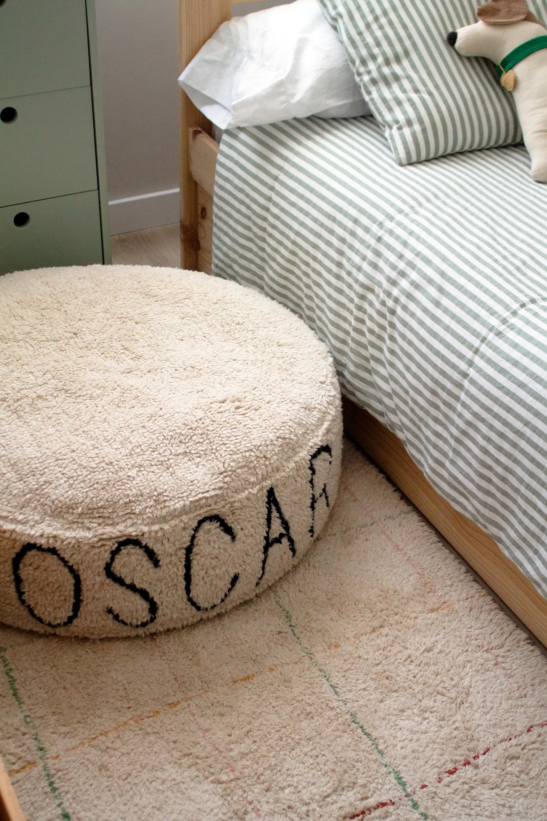 lorena-canals-pouf-personnalisable-pr-nom-pouf-enfant-coton image 3