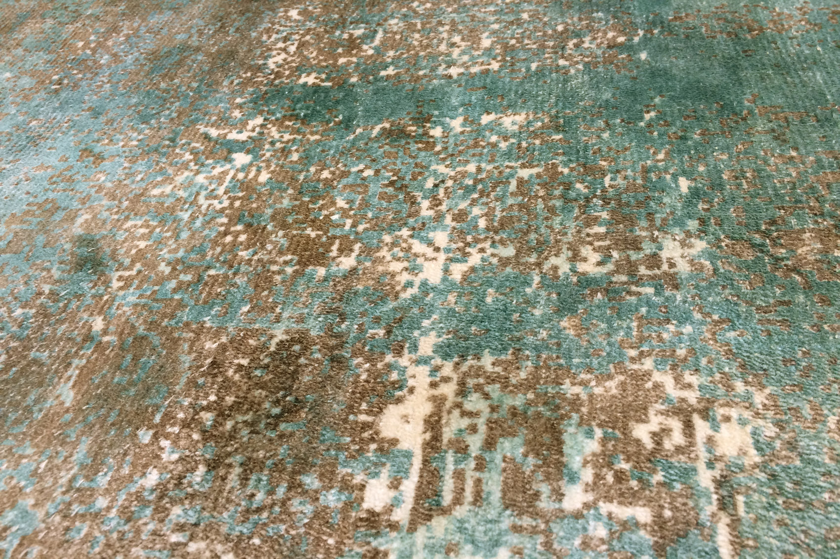 serge-lesage-alena-bleu-paon-tapis-patin-contemporain image 3