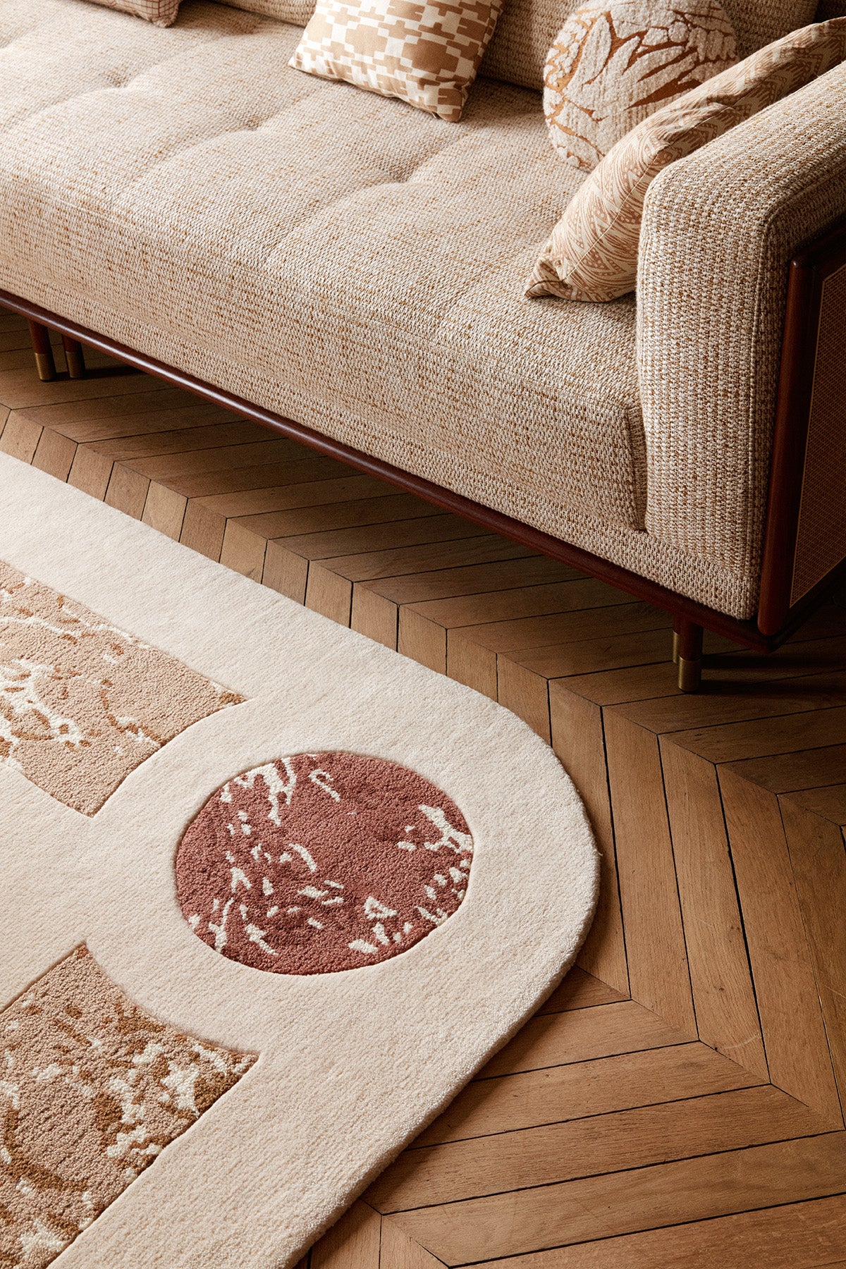 toulemonde-bochart-paladio-tapis-tuft-main-effet-marbre-marqueterie image 5