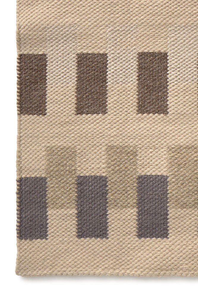 lorena-canals-tapis-de-couloir-handloom-intersecting-natural image 3
