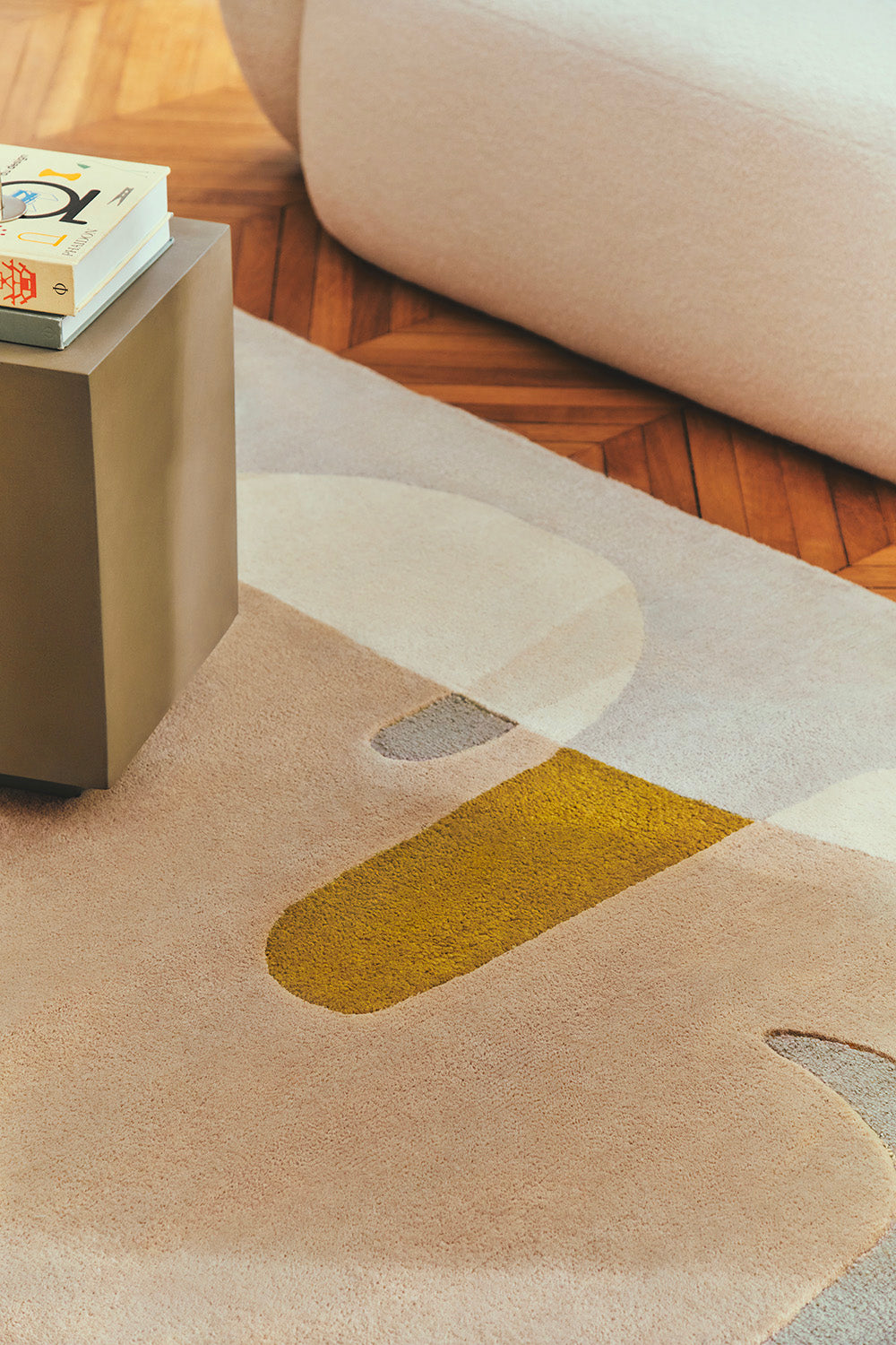 toulemonde-bochart-sirocco-tapis-ocre-en-laine-de-nouvelle-z-lande-tuft-main image 4