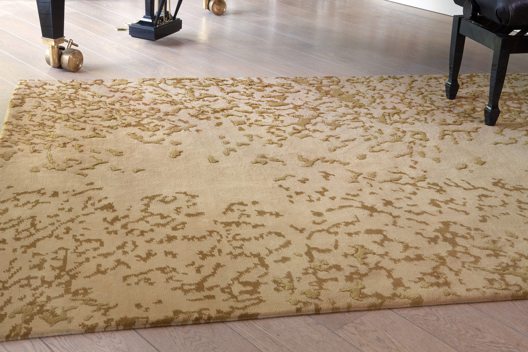 serge-lesage-tapis-molten-rock-h-ritage-tapis-contemporain-fait-main image 1