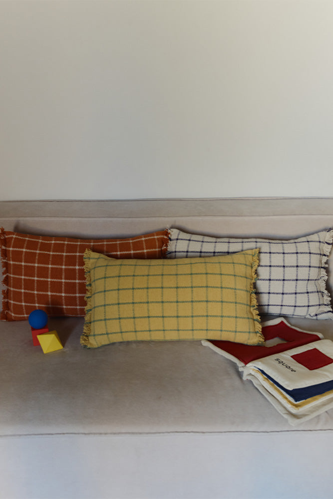 lorena-canals-geo-block-honey-coussin-tiss-main image 5
