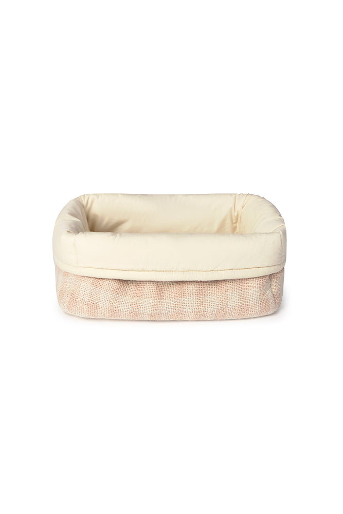 lorena-canals-panier-matelass-rose-chambre-b-b image 1