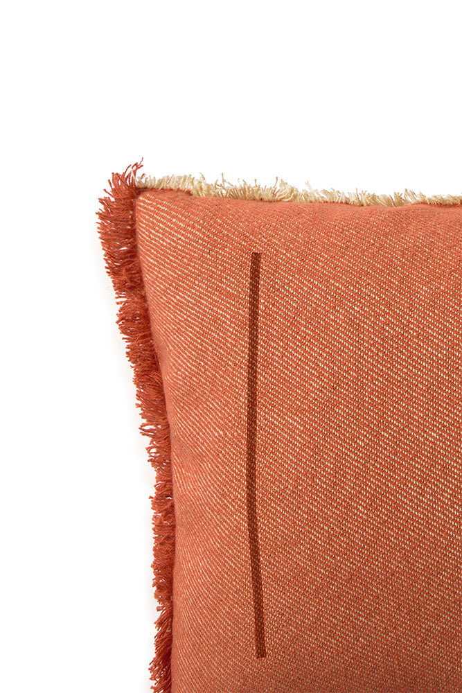 lorena-canals-chroma-stripes-coussin-rectangulaire-vertical-terracota image 5