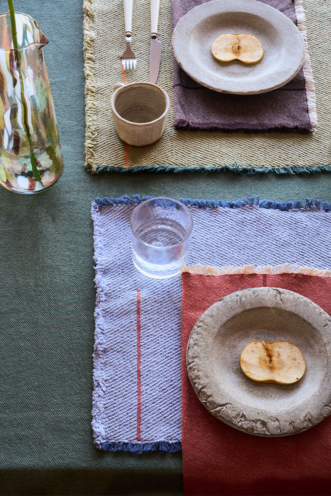 lorena-canals-chroma-stripes-set-de-2-sets-de-table-vertical-anil-blue image 2