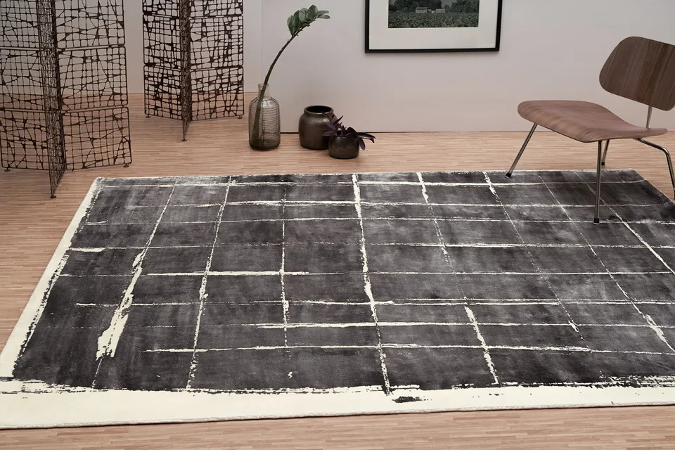 tapis-serge-lesage-herman-gris-dense-tapis-contemporain-quadrillage-abstrait image 1