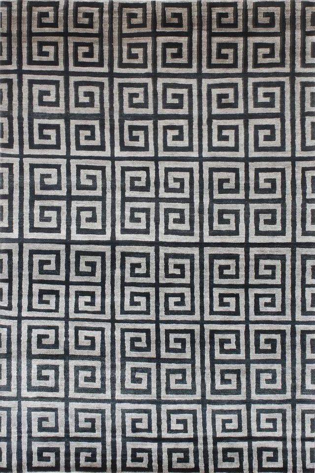 serge-lesage-tapis-labyrinth-noir-argent-fibre-de-bambou image 1