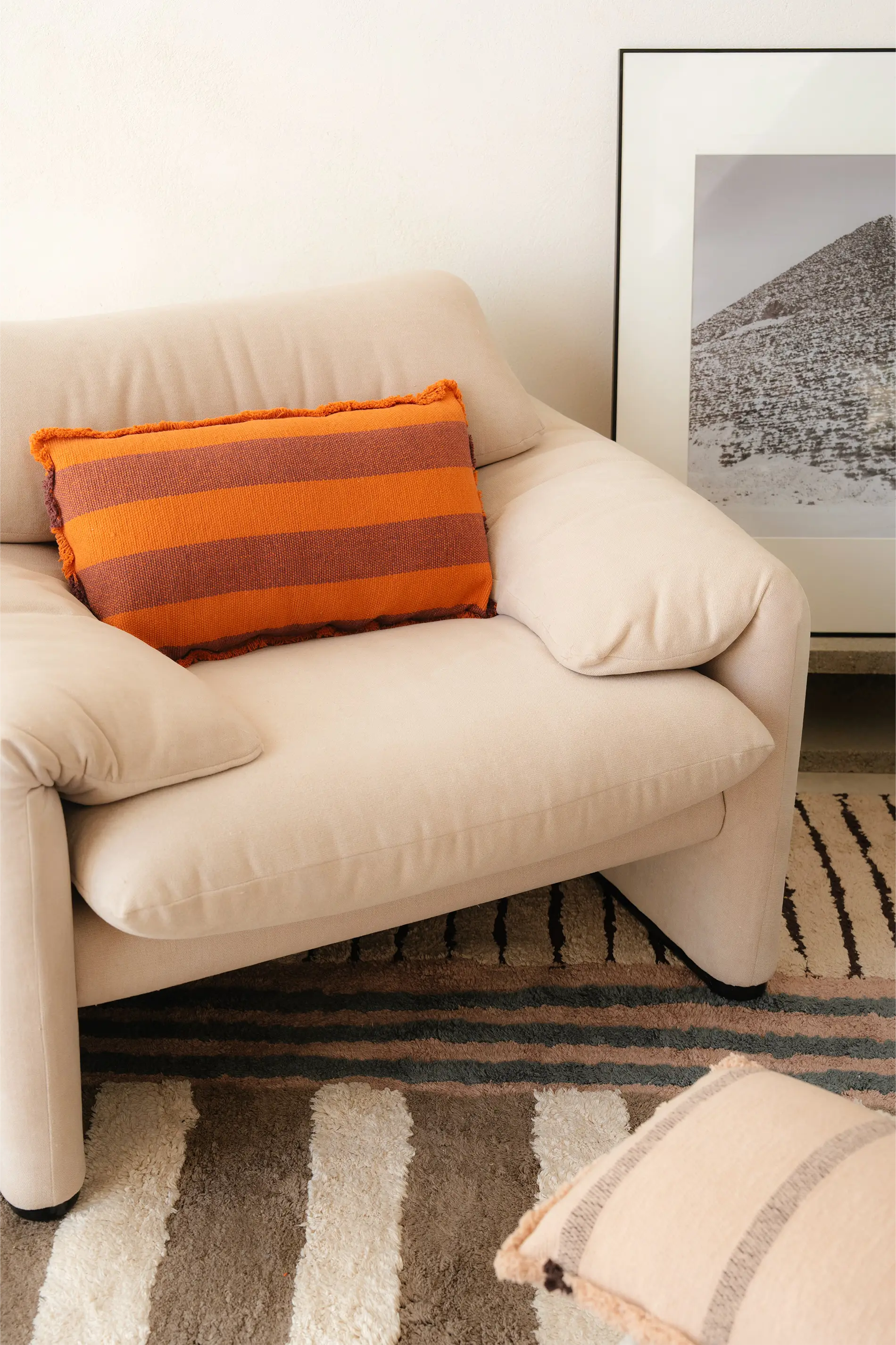 lorena-canals-coussin-rectangulaire-lines-terracota image 2