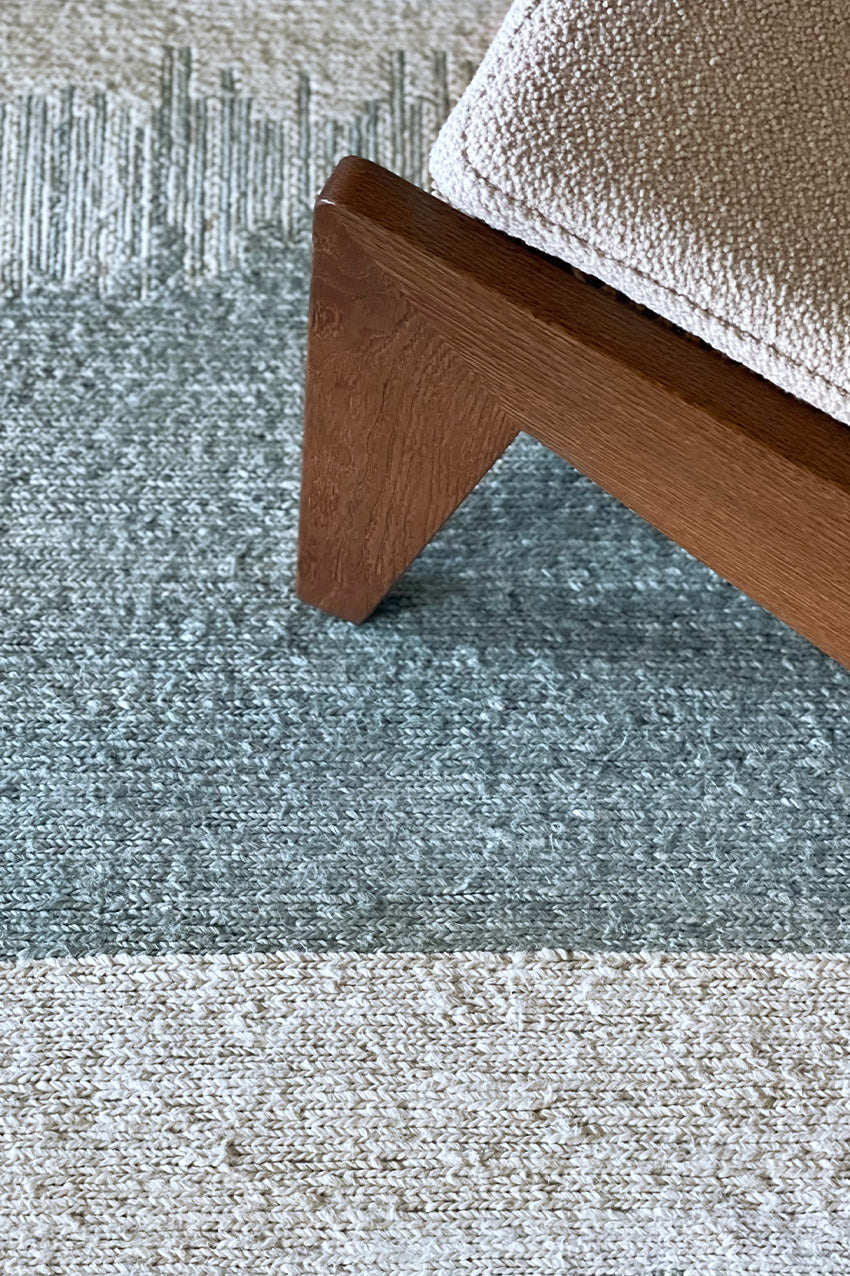 toulemonde-bochart-figueras-aqua-tapis-jute-dor-nou-main image 8