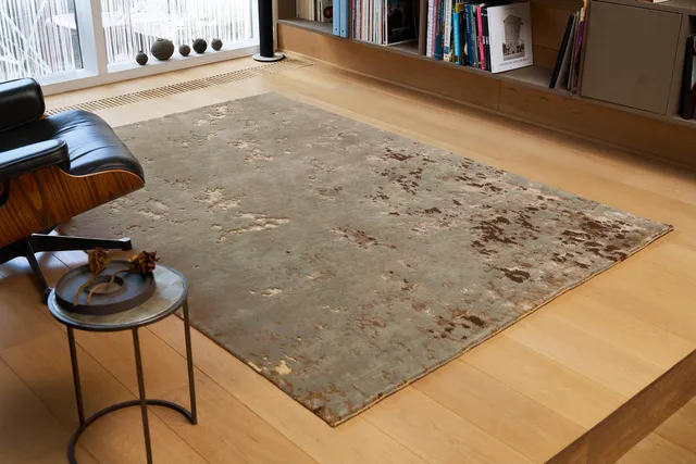 serge-lesage-top-sauge-poudr-e-tapis-impressionniste-dor image 1