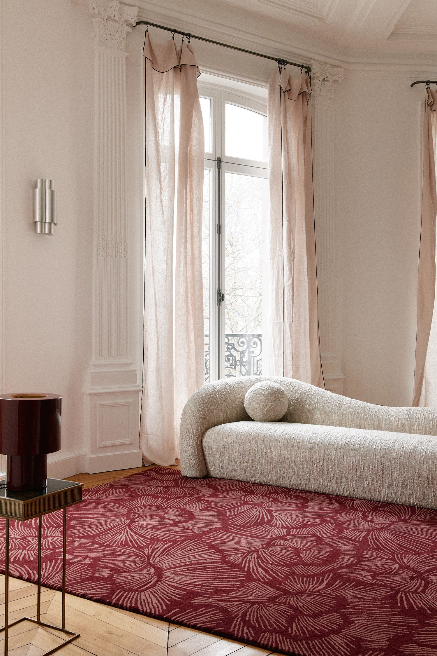 toulemonde-bochart-gala-bordeaux-tapis-floral-tuft-main-pur-velours-de-laine image 2