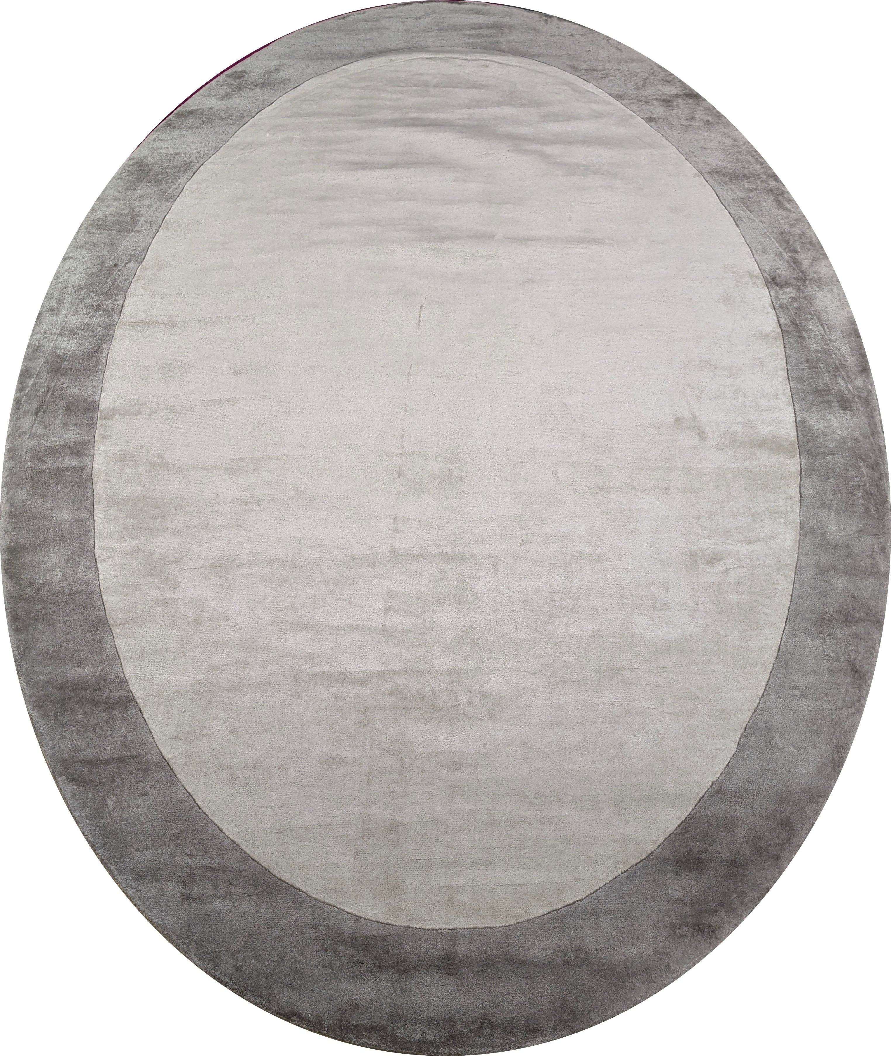 serge-lesage-midtown-grise-ovale-205x290-tapis-contemporain-ovale image 1