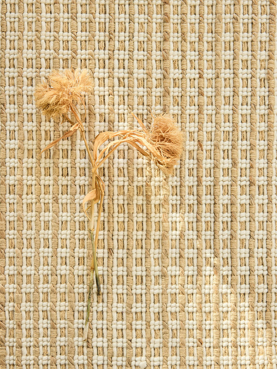 serge-lesage-tapis-tissa-en-laine-et-jute-tiss-main image 3