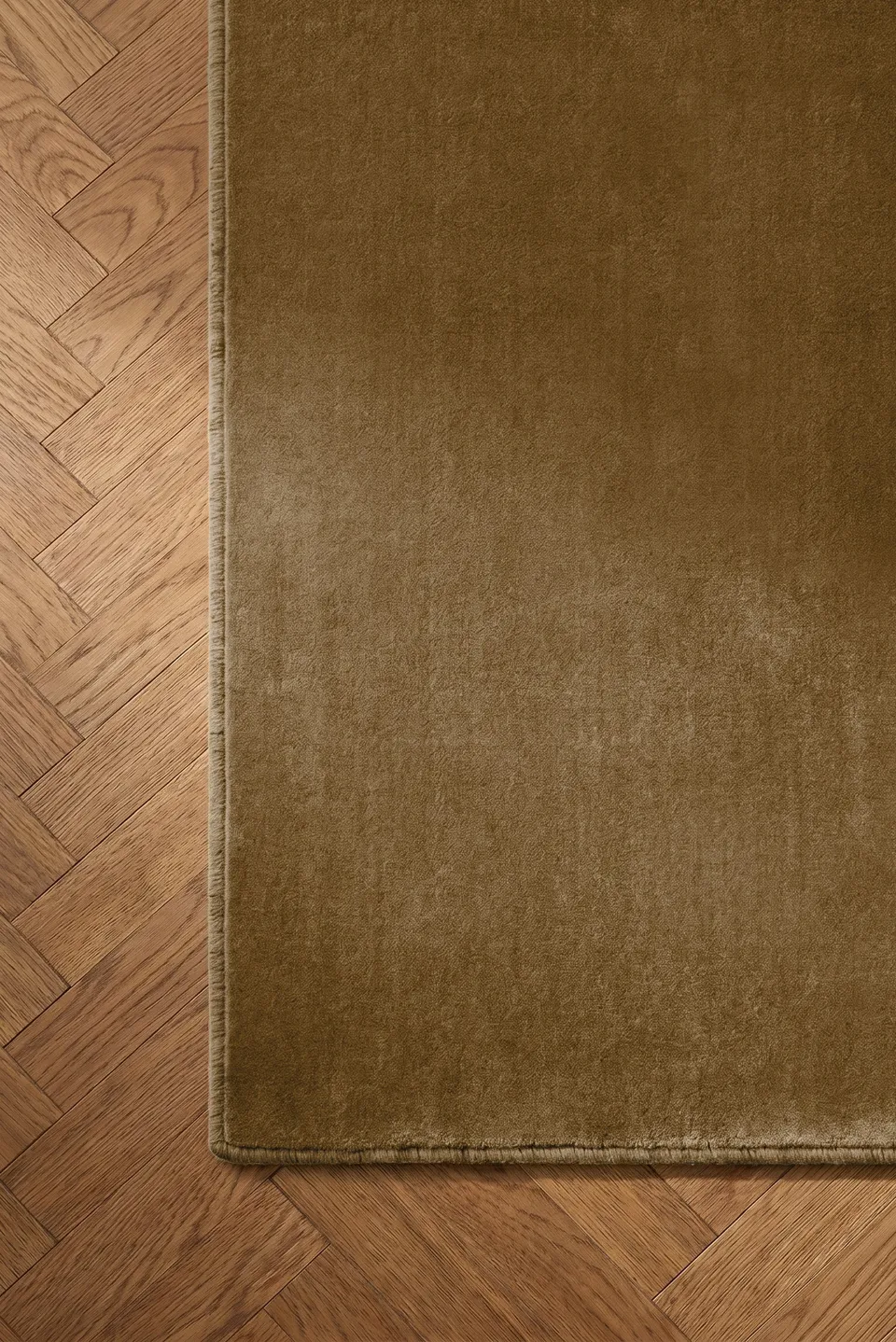 toulemonde-bochart-signature-rev-tement-ocre-tapis-contemporain image 1