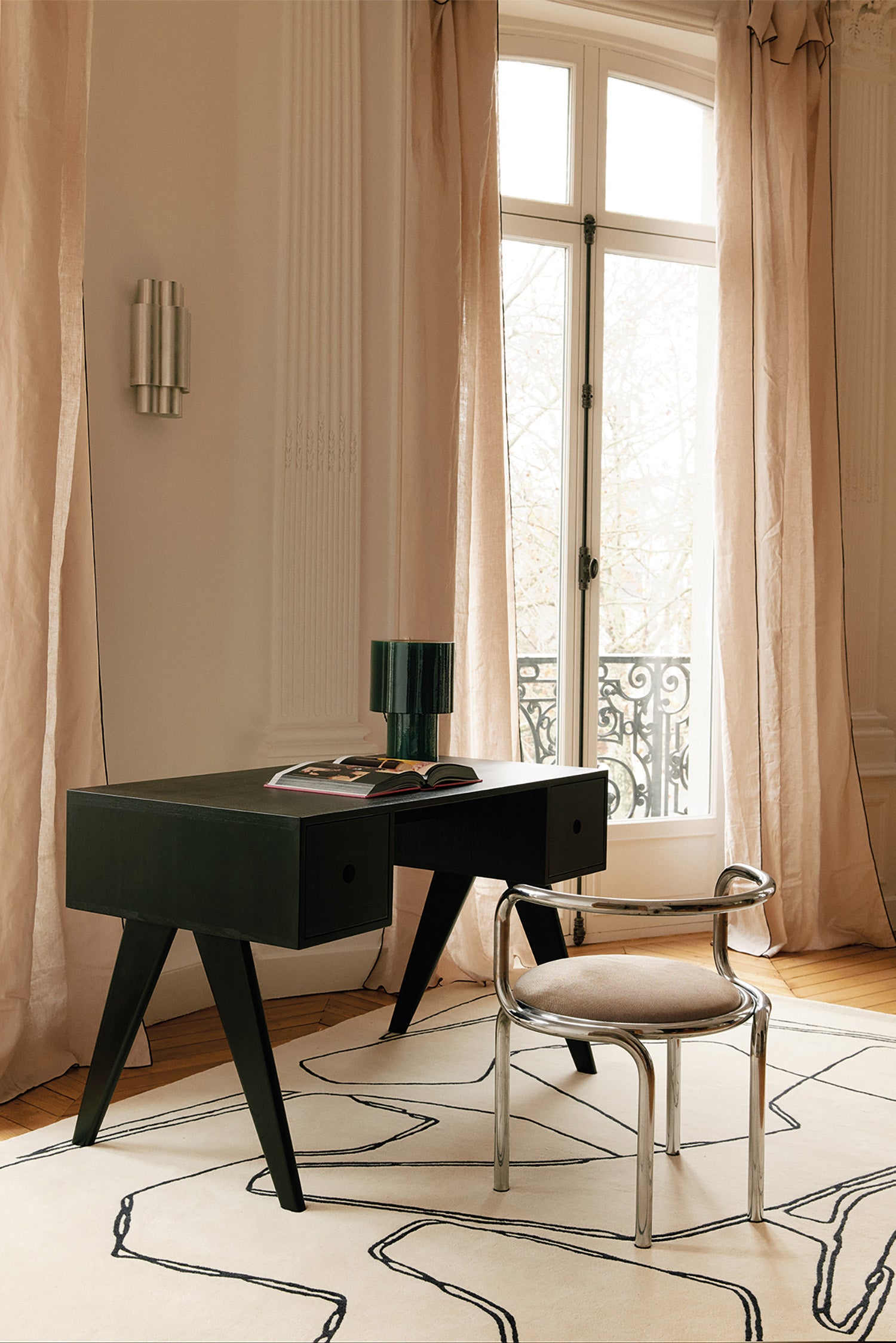 toulemonde-bochart-amalgame-cru-tapis-contemporain-formes-libres image 4