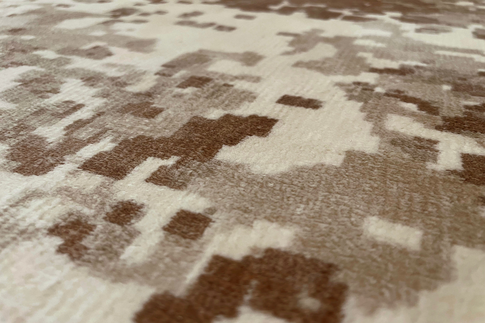 serge-lesage-tapis-matter-pierre-tapis-effet-pierre image 3
