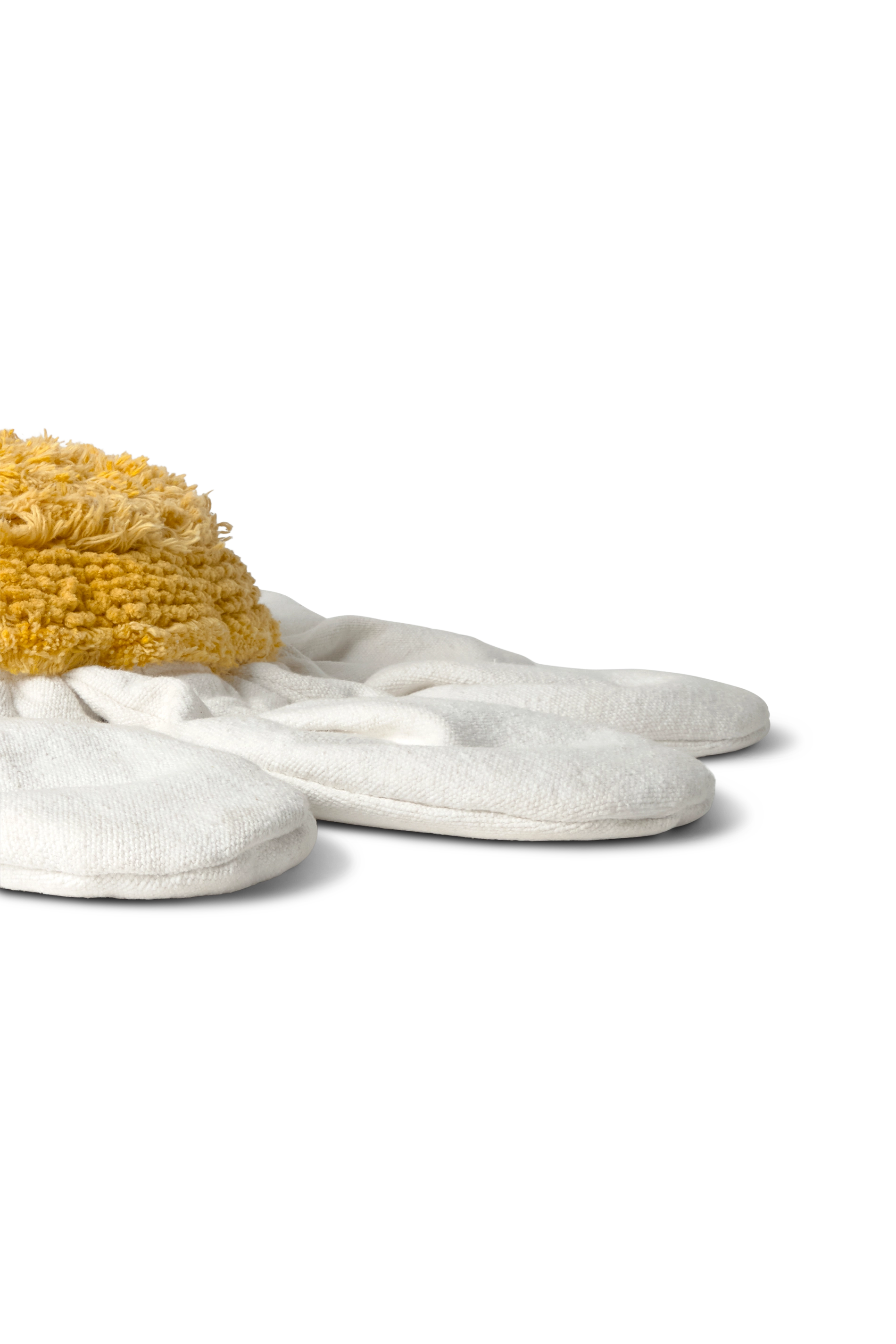 lorena-canals-coussin-de-sol-white-daisy image 8