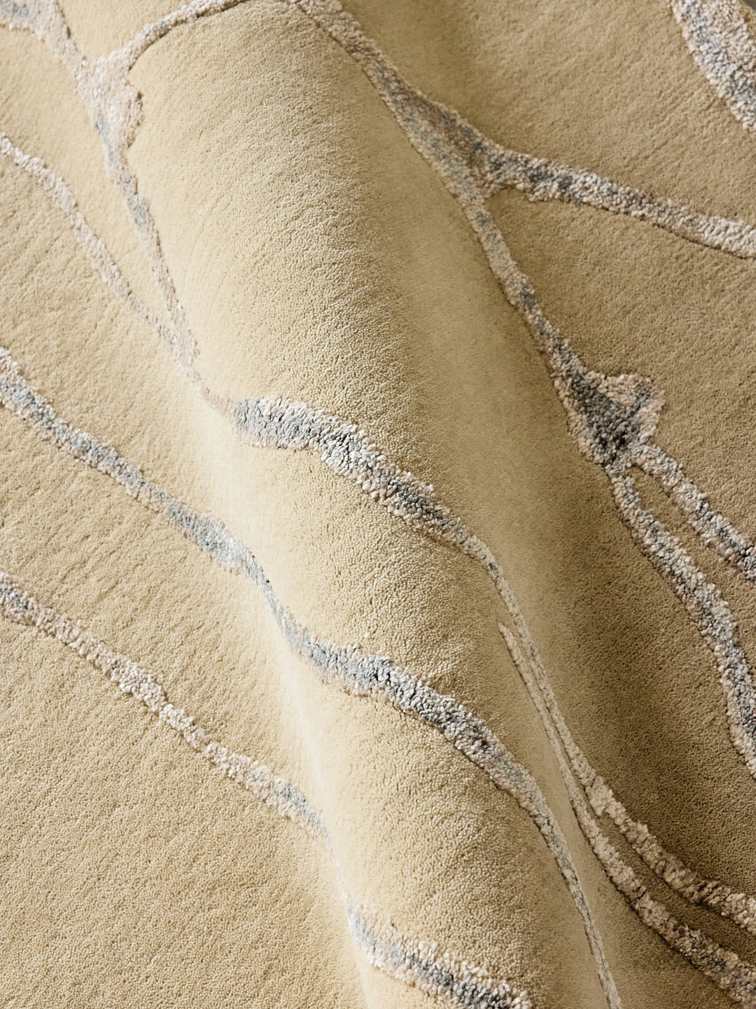 serge-lesage-craquel-tapis-contemporain-gris-cr-me image 3