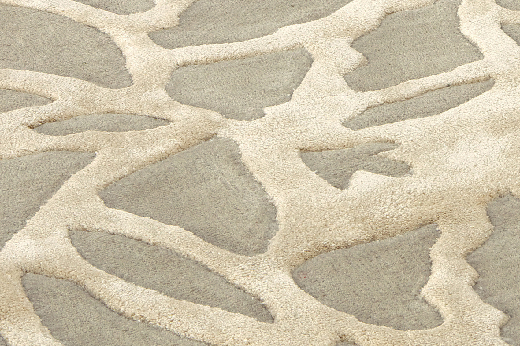 serge-lesage-tapis-ephemere-h-ritage-tapis-contemporain-relief image 3