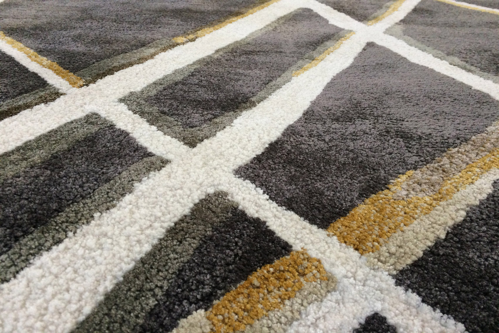 serge-lesage-hype-tapis-graphique-h-ritage-sur-mesure image 3