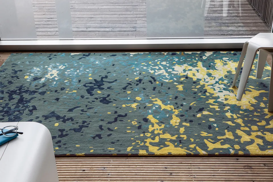 tapis-serge-lesage-granit-tapis-contemporain-terrazzo-bleu-h-ritage image 1