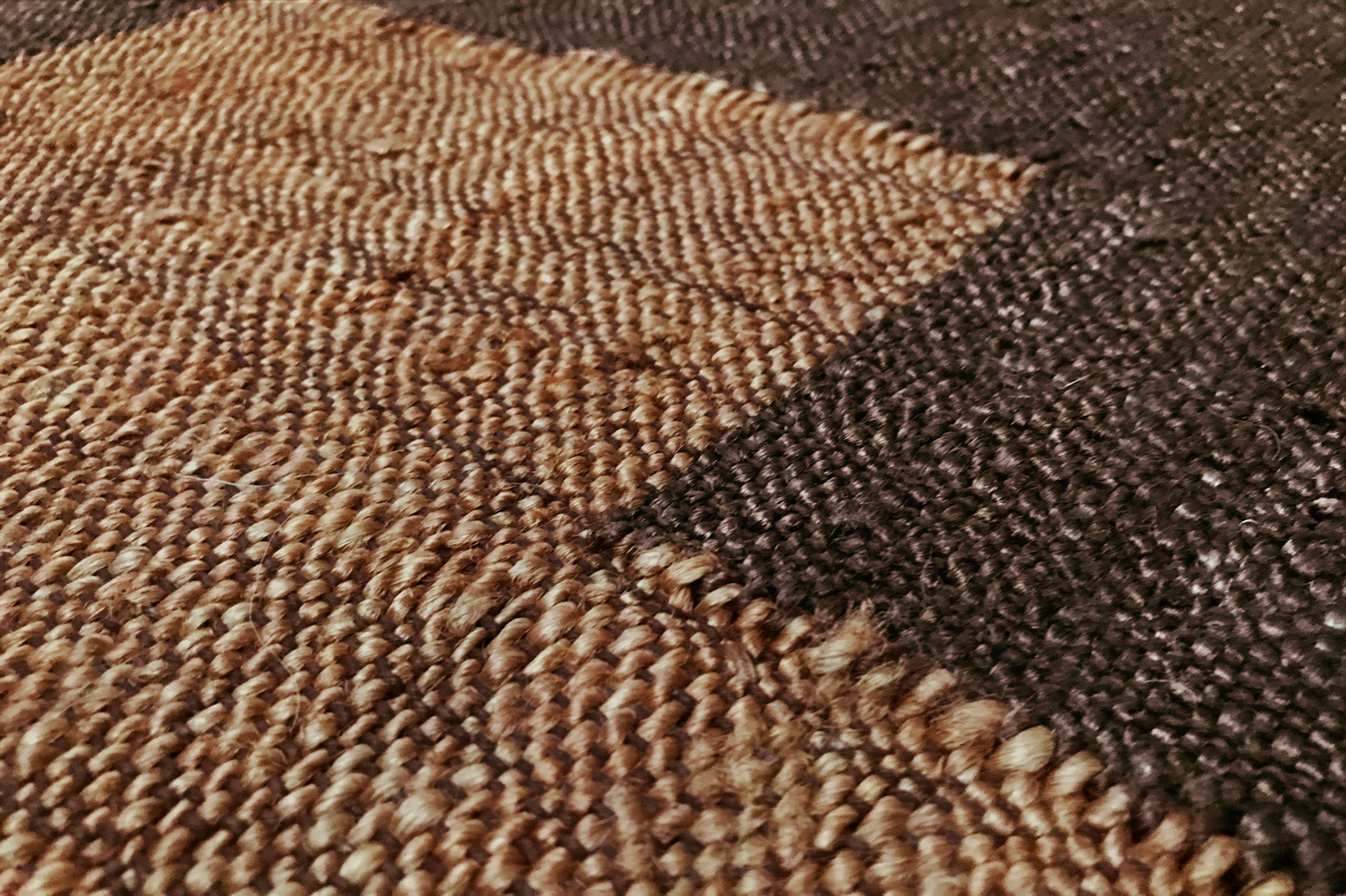 tapis-serge-lesage-vibration-1-noyer-motif-girafe-voyage image 3