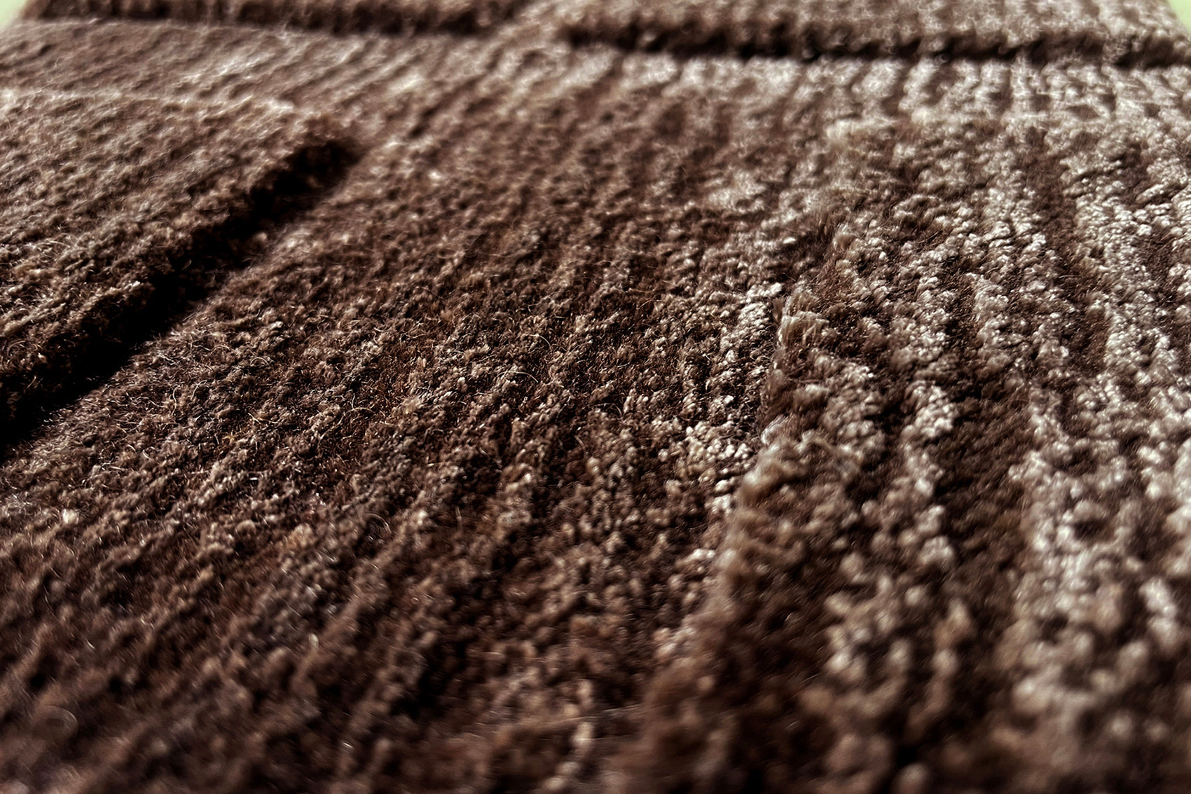 serge-lesage-point-of-view-chocolat-tapis-relief-contemporain image 3