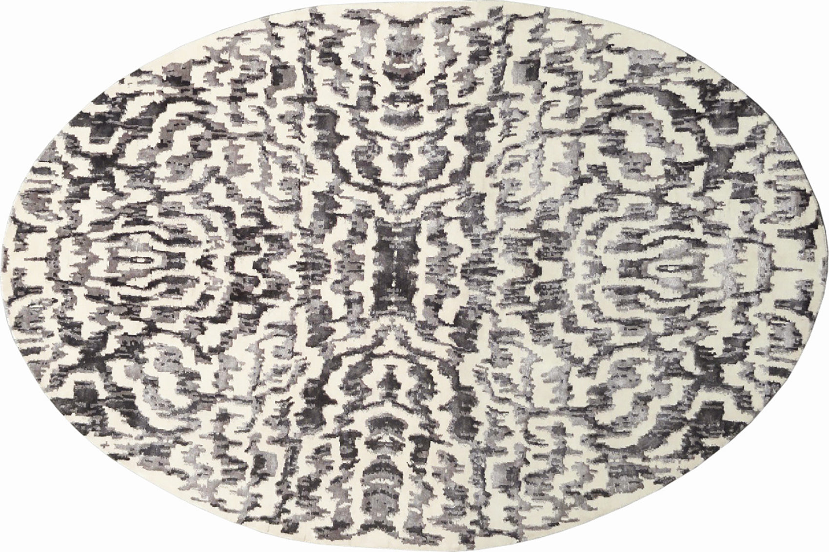 tapis-ovale-serge-lesage-skin-noir-blanc image 2