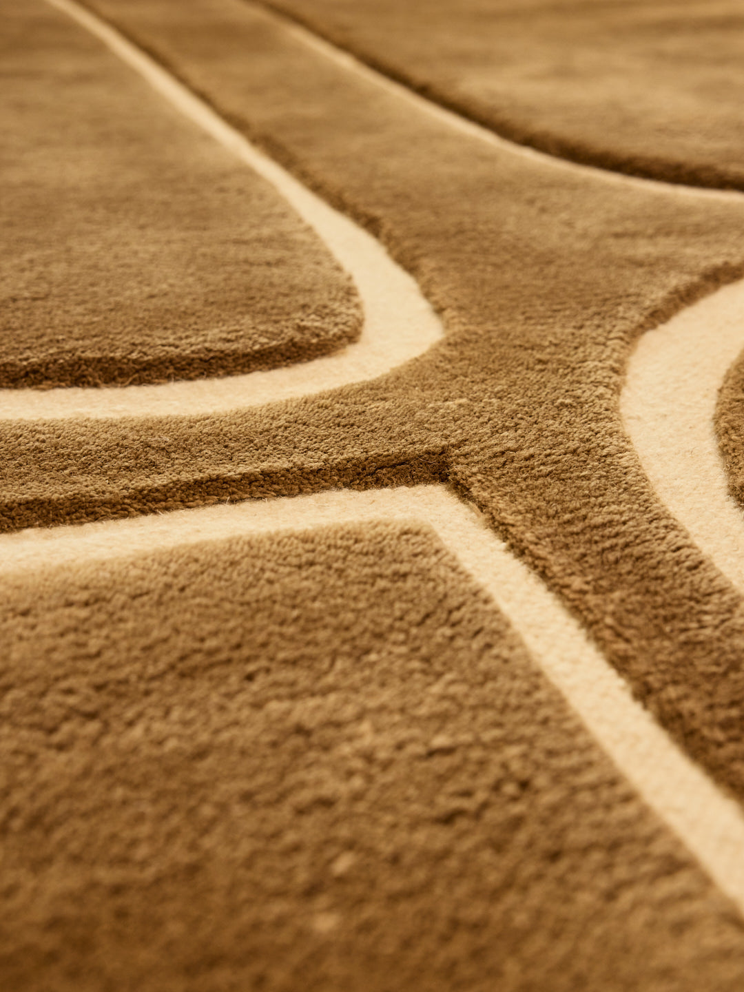 serge-lesage-olympe-caf-frapp-tapis-en-laine image 3