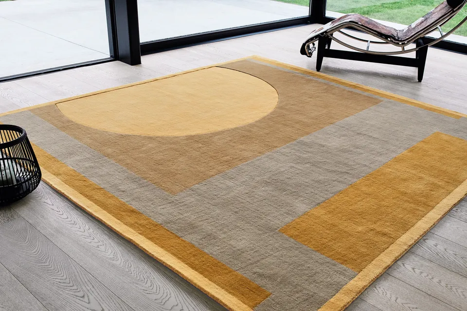 serge-lesage-gong-tapis-contemporain-miel image 1