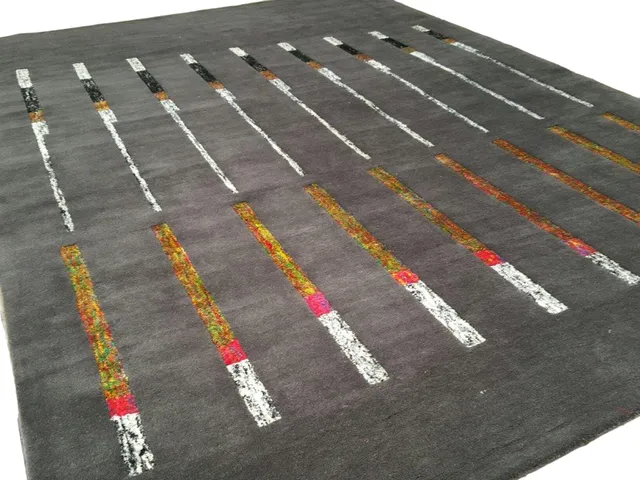 serge-lesage-signal-anthracite-iris-250x350-tapis image 1