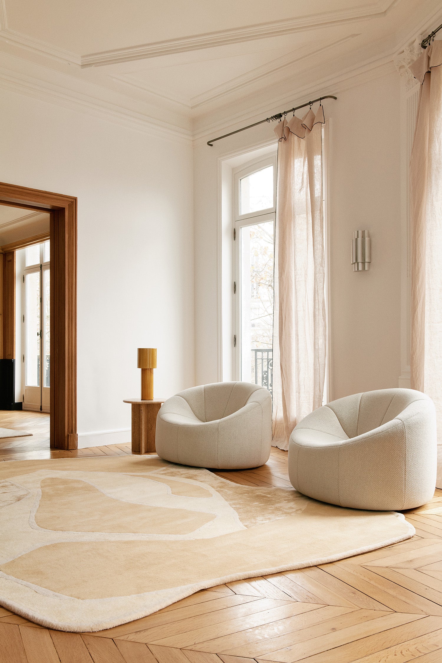 toulemonde-bochart-muse-beige-tapis-tuft-main-laine-et-viscose image 2