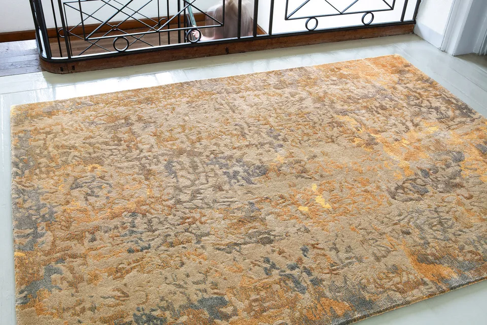 tapis-serge-lesage-bark-beige-poudr-tapis-contemporain-pigments-cuivr-s image 1