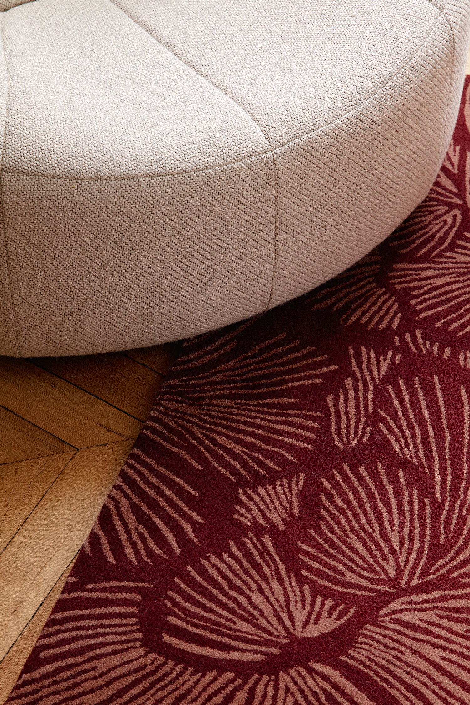 toulemonde-bochart-gala-bordeaux-tapis-floral-tuft-main-pur-velours-de-laine image 4