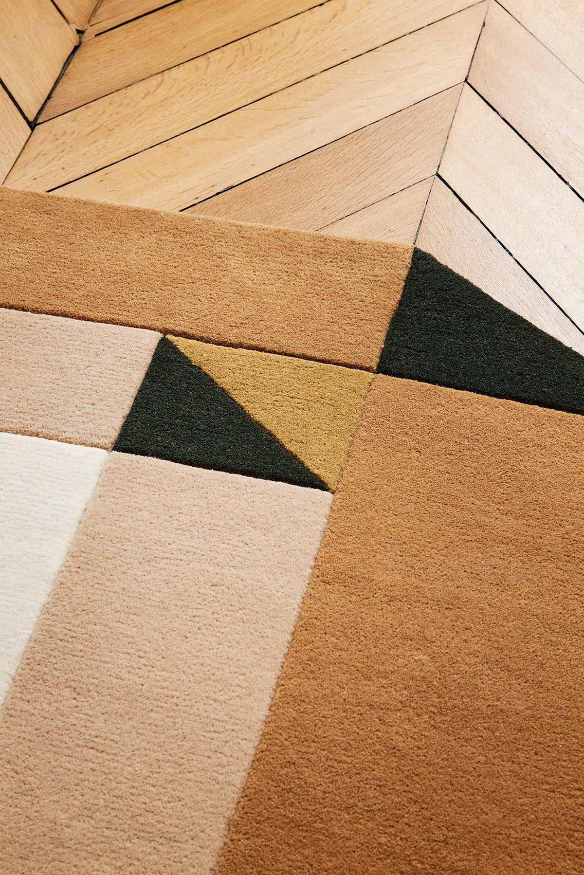 toulemonde-bochart-palatin-tapis-contemporain-170x240-200x300-250x350-miel image 5