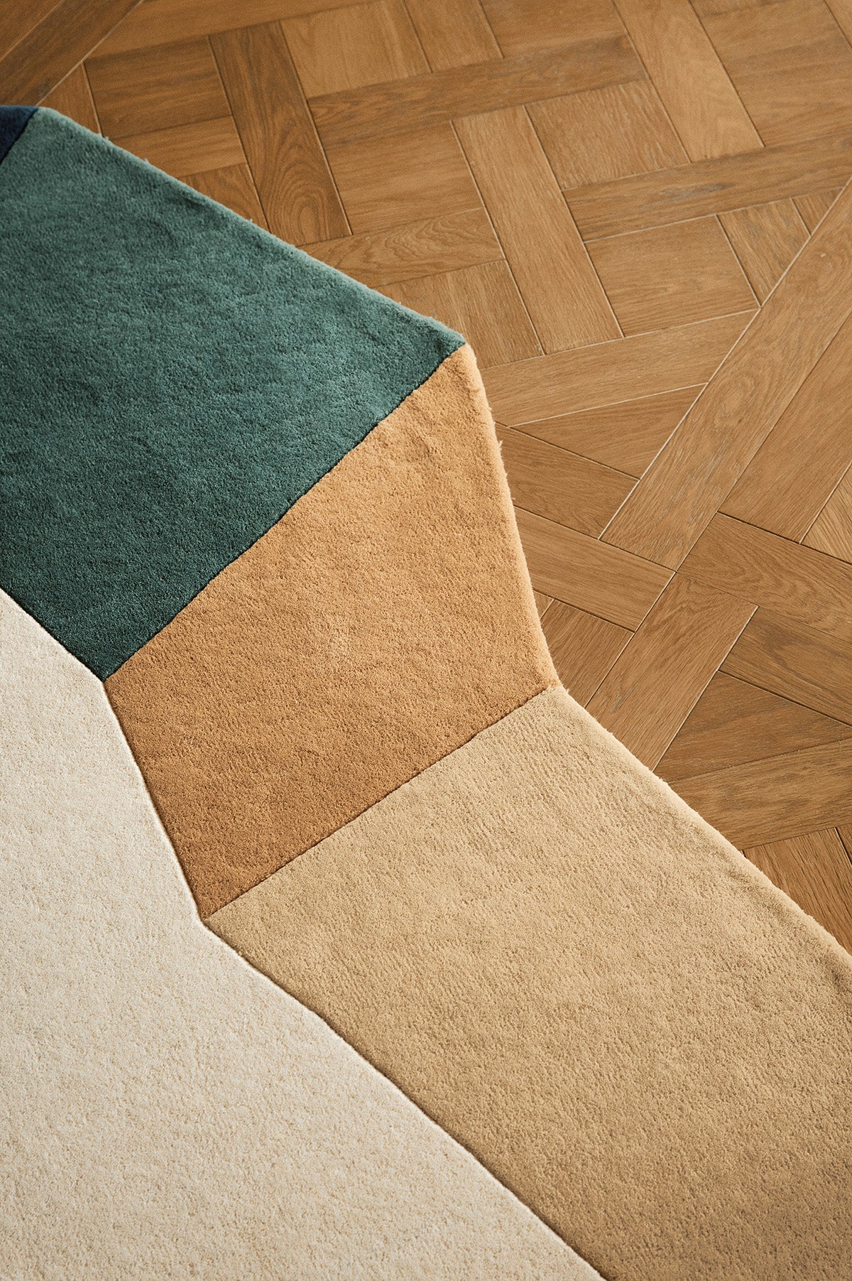 toulemonde-bochart-facette-tapis-g-om-trique-art-d-co image 5