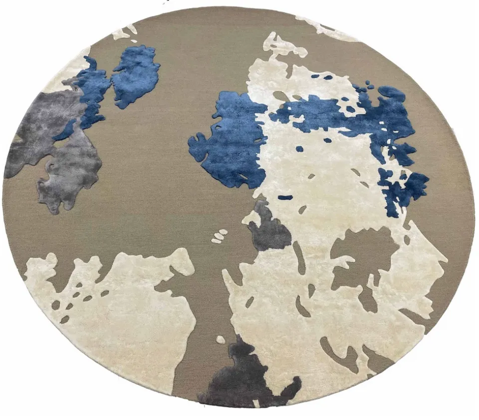 serge-lesage-world-tapis-iconics-fait-main image 1