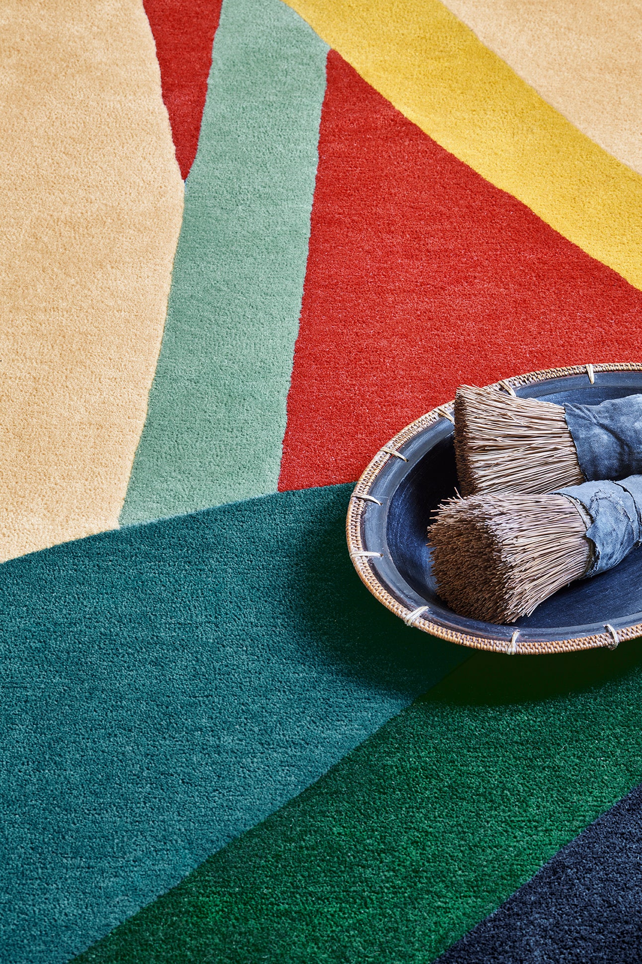 toulemonde-bochart-ipanema-tapis-design-jungle-fuchsia-3 image 3