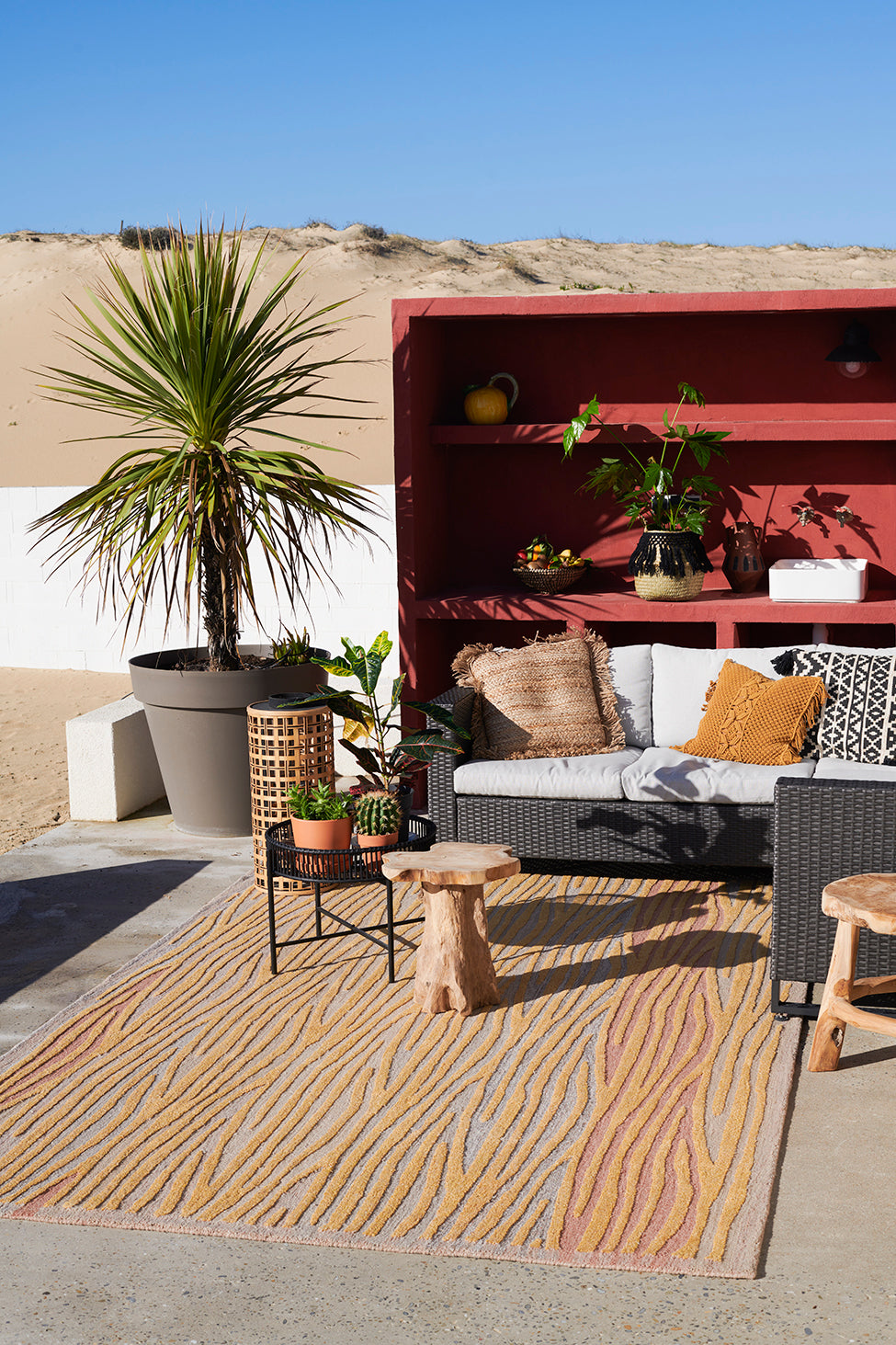 toulemonde-bochart-petra-tapis-beige-200x300-cm-tuft-main-indoor-outdoor image 2