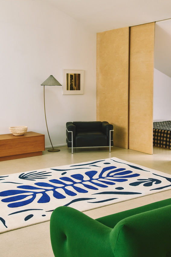 toulemonde-bochart-corail-tapis-bleu-blanc-laine-nz-tuft-main-g-raldine-prieur image 4