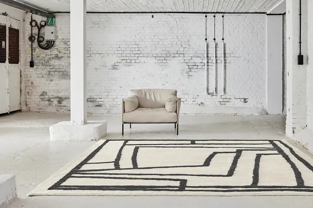 serge-lesage-tapis-cocoon-iii-cru-tapis-carr-g-om-trique image 1